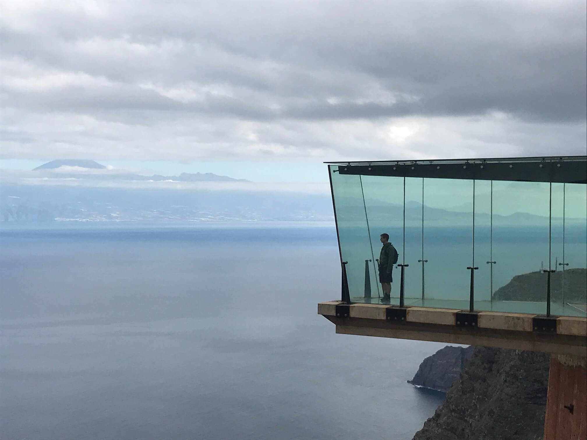 Mirador de Abrante utsiktspunkt av glas på La Gomera